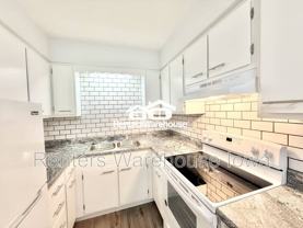 211 S Green St #3 - Photo 1 of 1