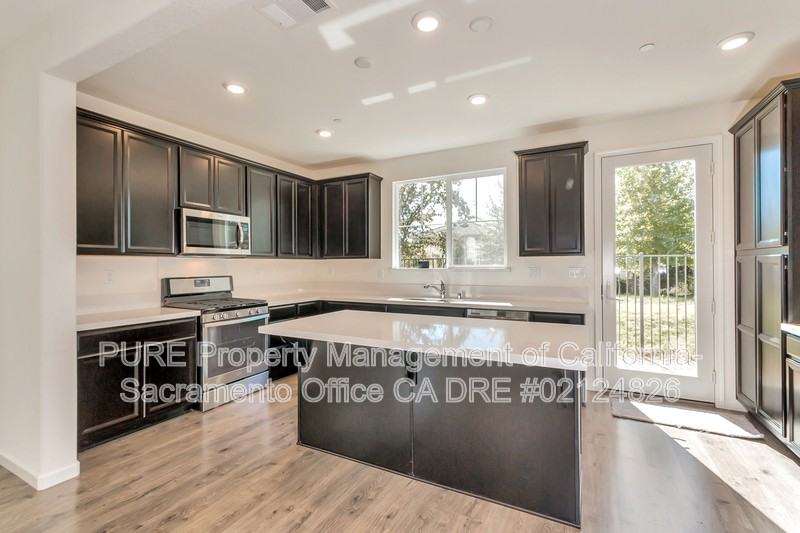 10924 Arrington Dr - Photo 5 of 27