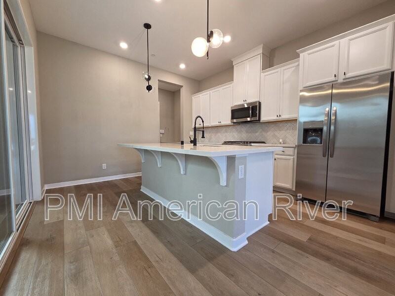 133 Fischbacher St - Photo 5 of 16