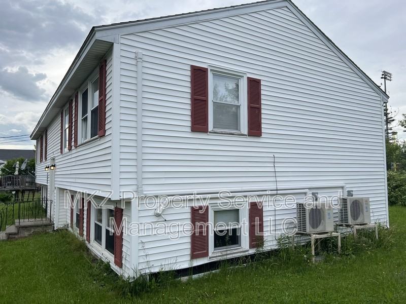 51 Glenwood Dr - Photo 3 of 15