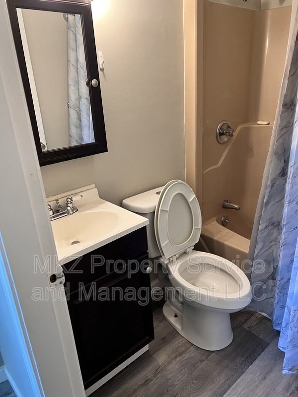 51 Glenwood Dr - Photo 7 of 15