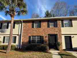 featured image of 415 Parkdale Dr #16E