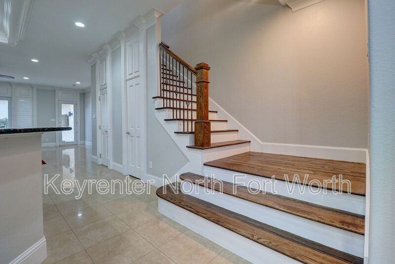 5606 Pershing Ave - Photo 7 of 14