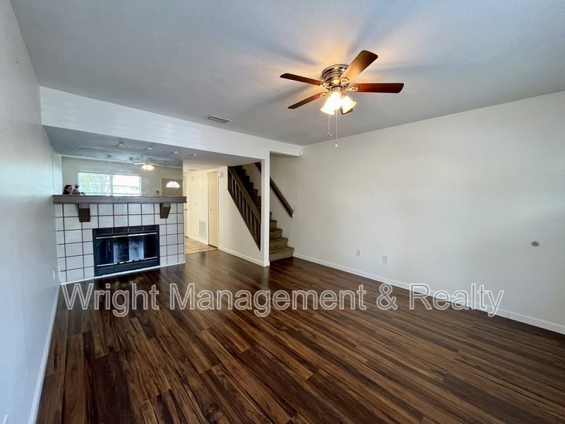 7618 Colonial Ct #1 - Photo 4 of 25