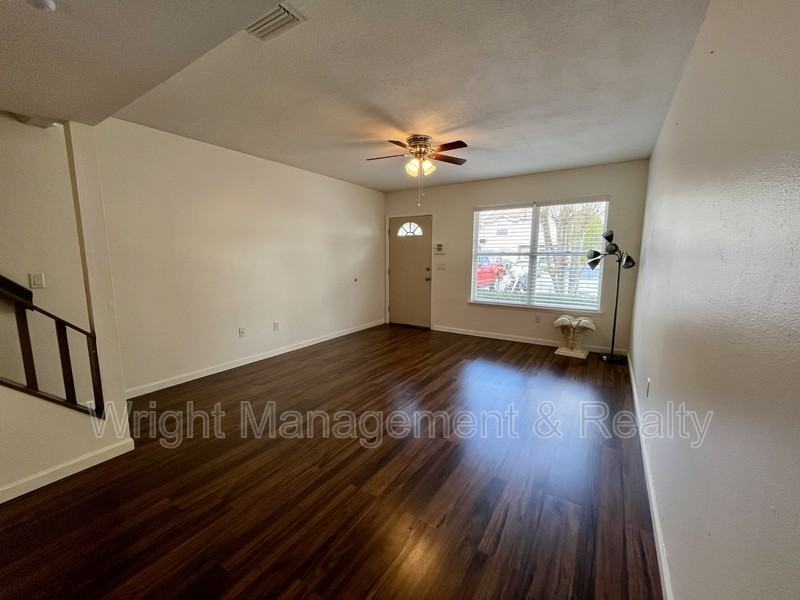 7618 Colonial Ct #1 - Photo 5 of 25