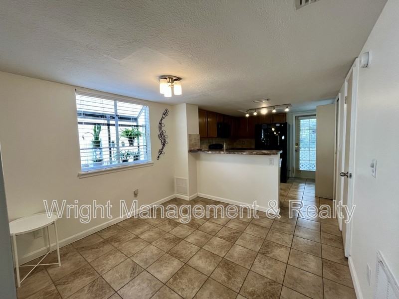 7618 Colonial Ct #1 - Photo 6 of 25