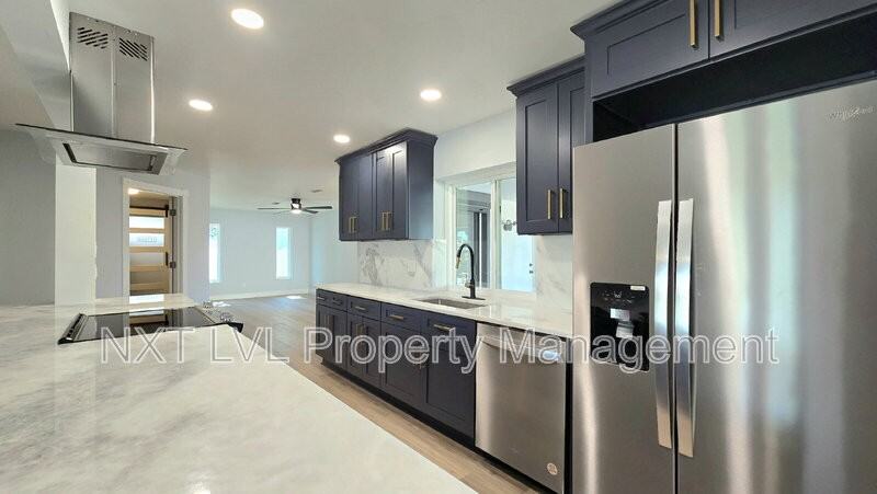 5316 Sw 8th Ct - Photo 5 of 29