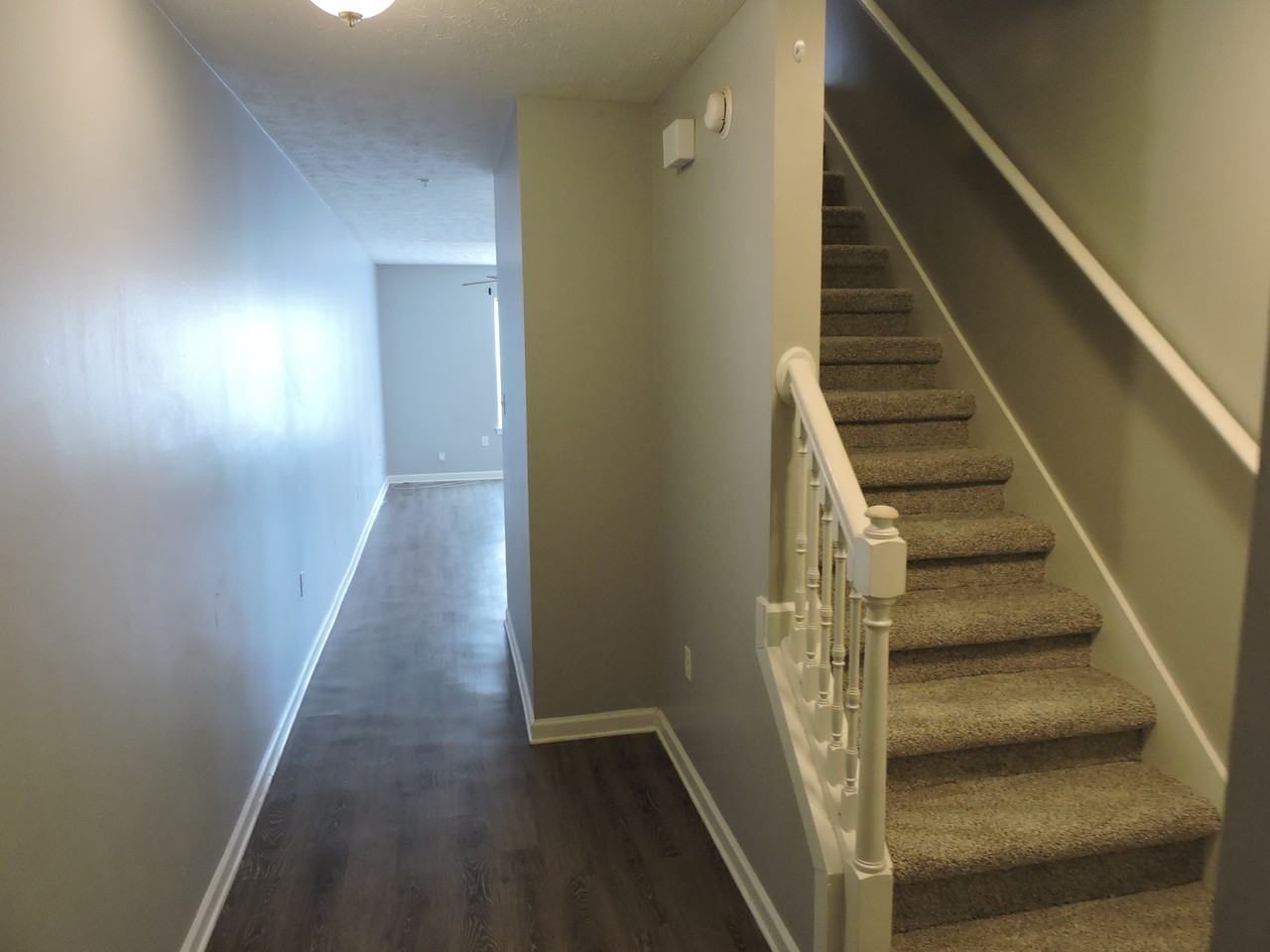 201 Swaying Pine Ct - Photo 2 of 18