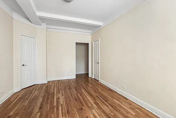 25 E 10Th St - Photo 6 of 7