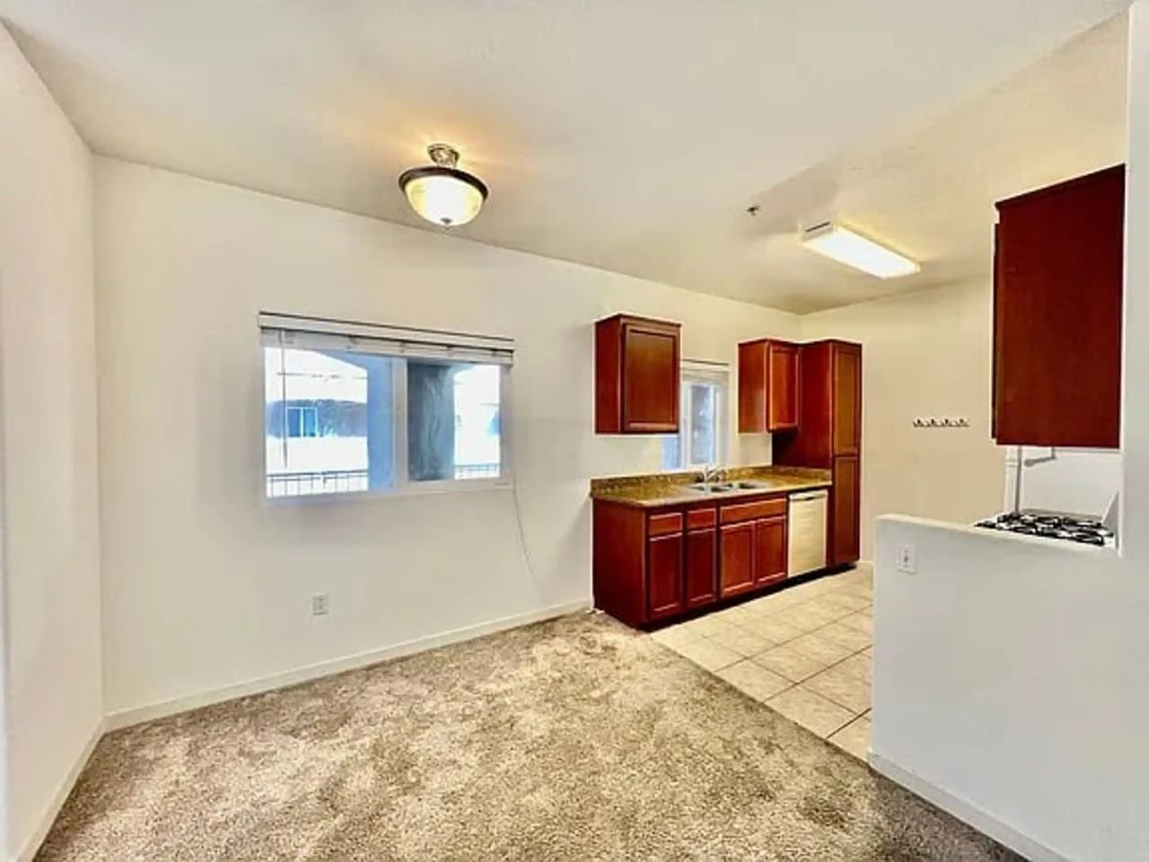 7671 Mission Gorge Rd - Photo 2 of 8