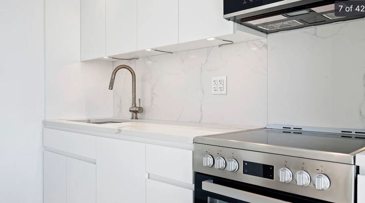 101 Bruckner Blvd - Photo 2 of 7