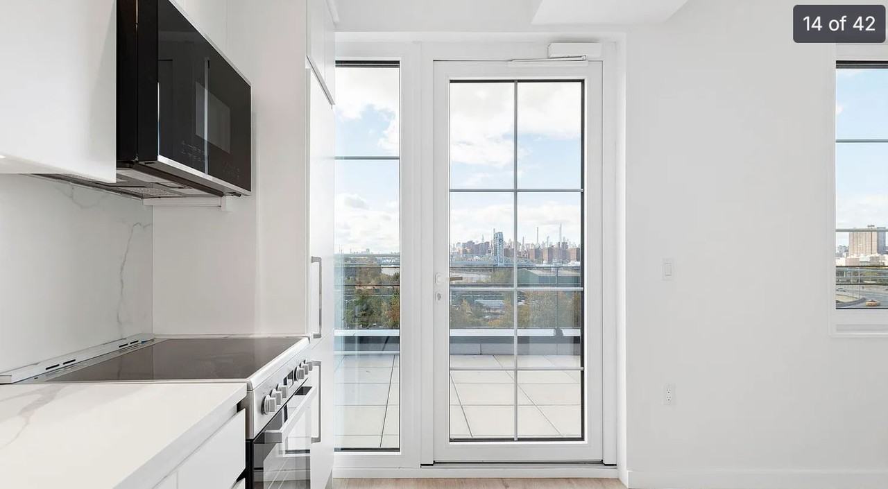 101 Bruckner Blvd - Photo 5 of 7