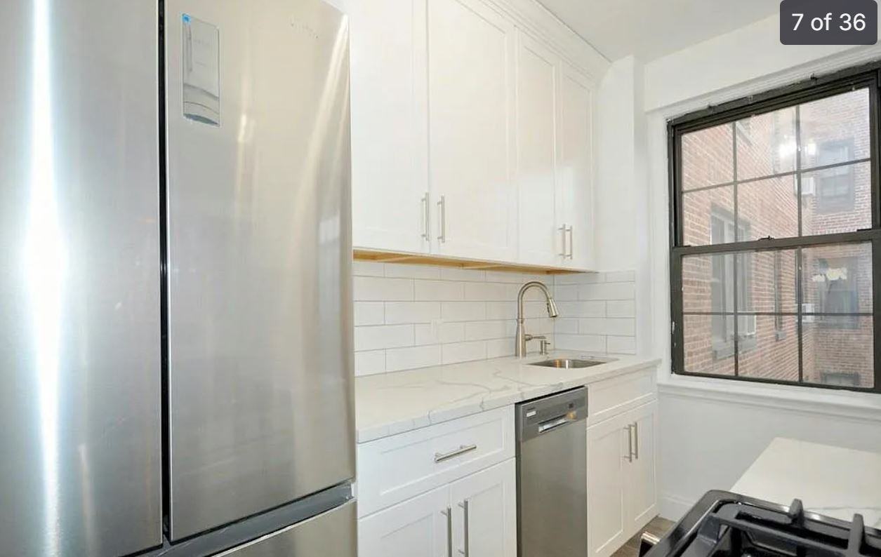 190 Garth Rd - Photo 3 of 10