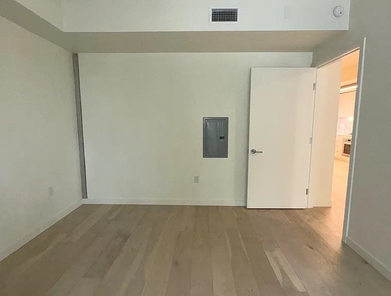 88 Arkansas St #213 - Photo 5 of 7