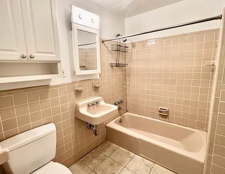 13 Marlborough St #4 - Photo 3 of 7