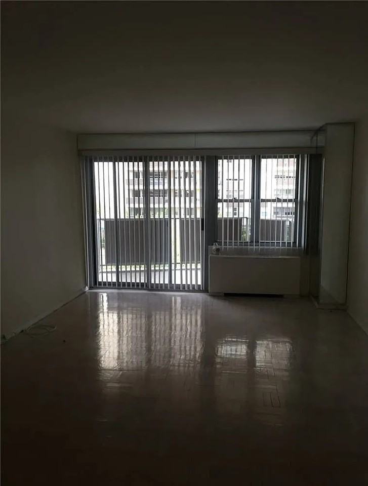 1805 215th St #3C - Photo 4 of 7