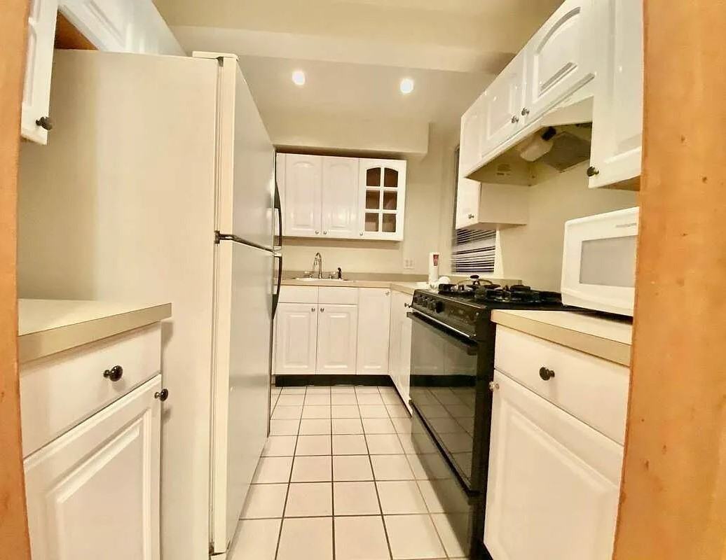 2260 79th St #2C - Photo 2 of 14