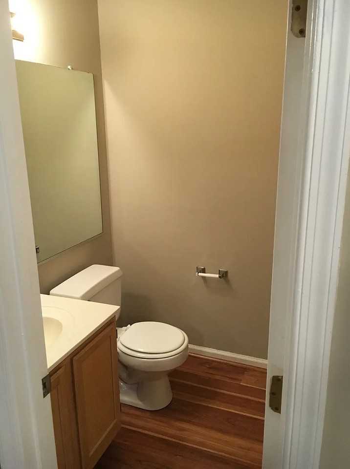 24 Tamarisk Quay #24B - Photo 2 of 8