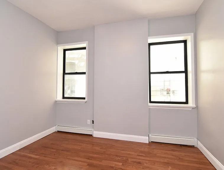 110 Saint Nicholas Ave #3B - Photo 3 of 8