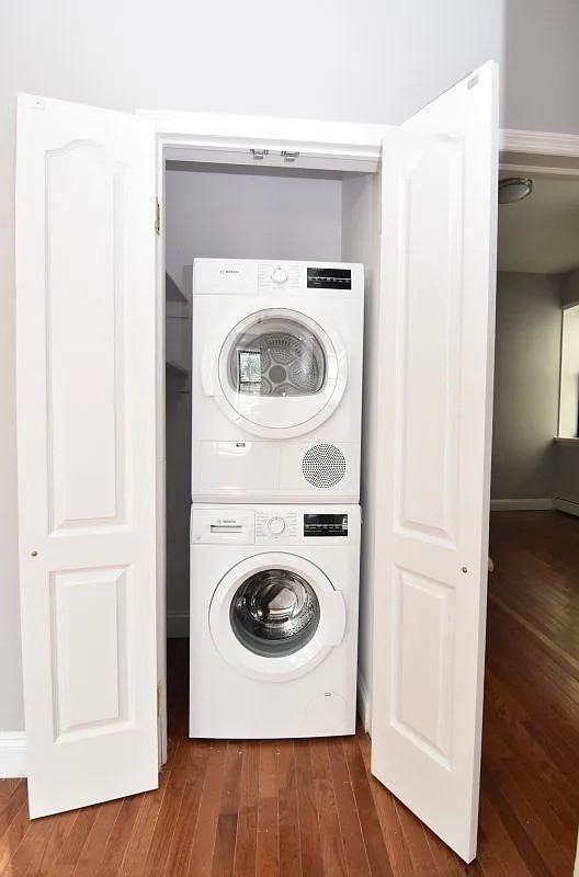 110 Saint Nicholas Ave #3B - Photo 7 of 8