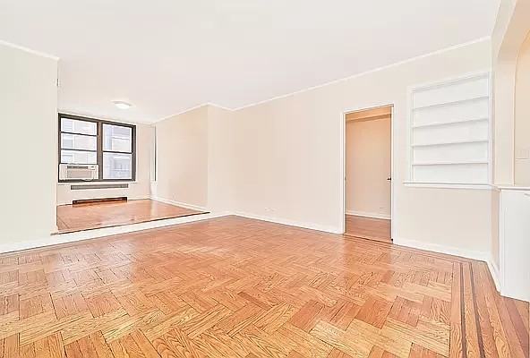 124 E 24th St #A - Photo 5 of 16