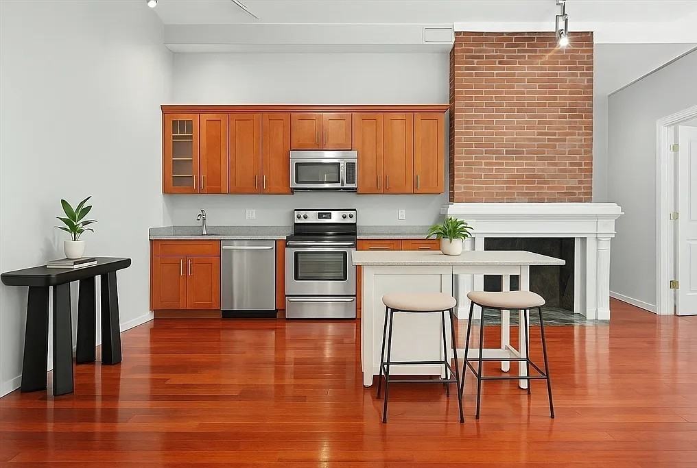 169 Beacon St #14 - Photo 2 of 9