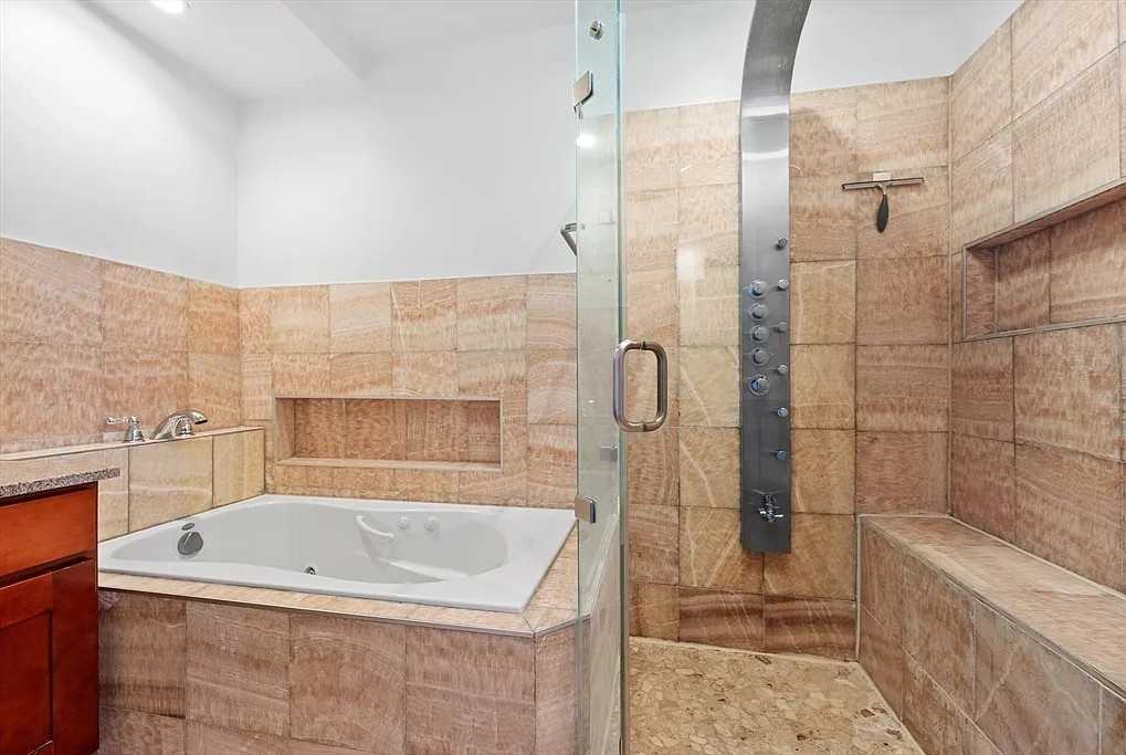 169 Beacon St #14 - Photo 6 of 9