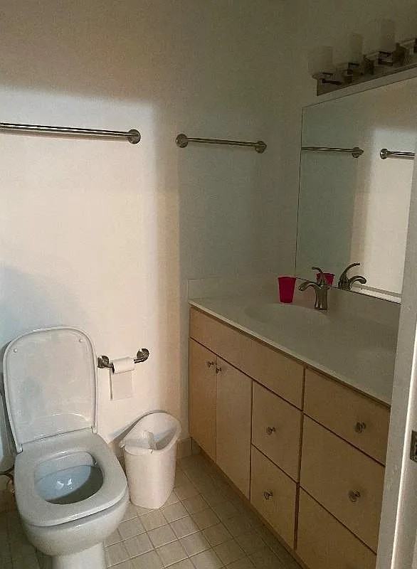 200 N Dearborn St #1005 - Photo 6 of 7