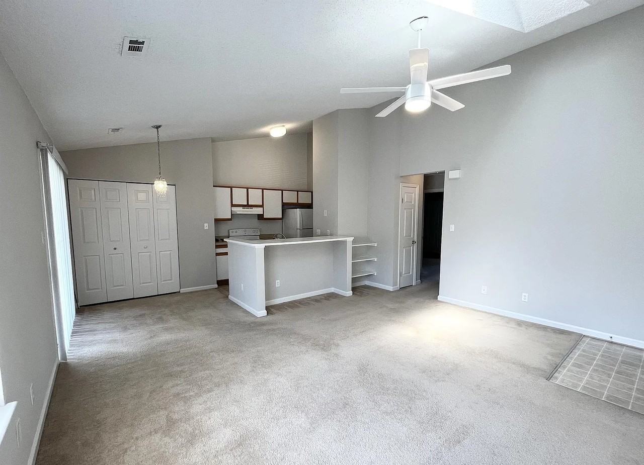 220 Lantana Ln #1B - Photo 2 of 16