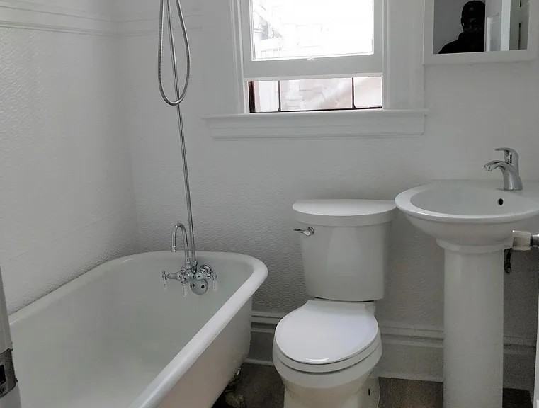 1021 Greenwich St #6 - Photo 5 of 11
