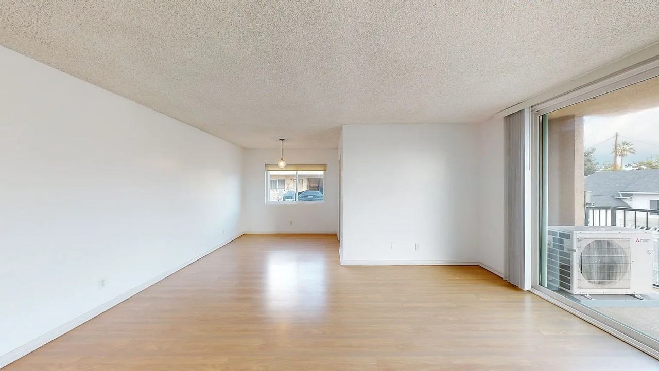 1115 Cordova St #102 - Photo 3 of 14