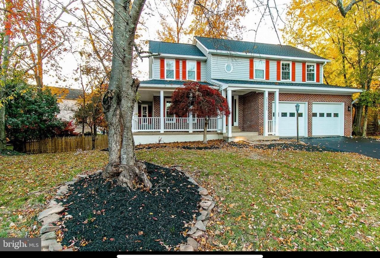 21111 Deep Furrow Ct #NA - Photo 3 of 44