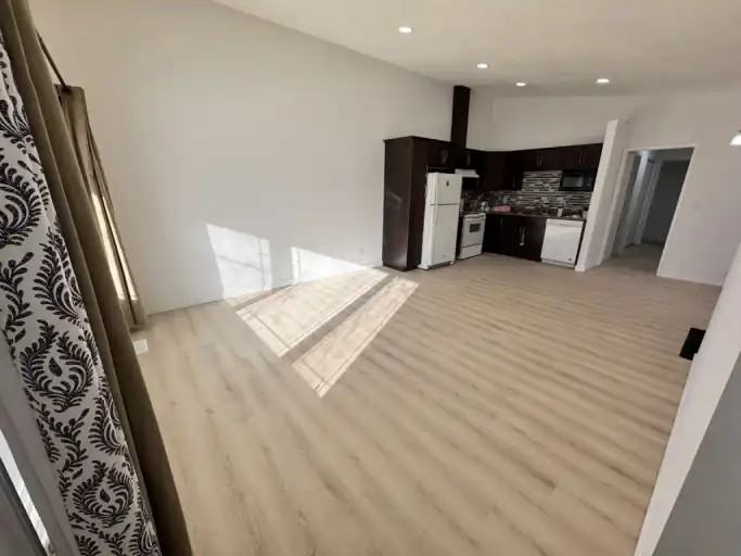 159 Antrim Rd - Photo 4 of 29