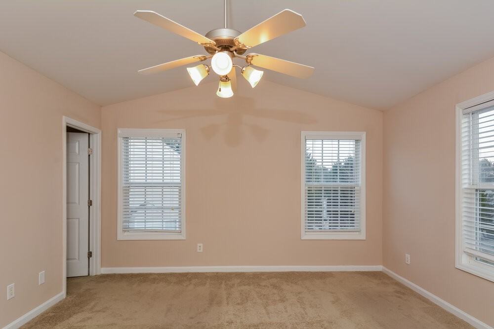 4910 Little Bud Ln - Photo 7 of 22