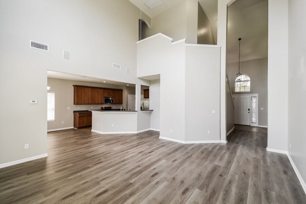 3325 Horseshoe Trail Dr - Photo 5 of 17