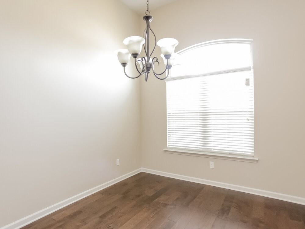 8078 Baron Dr - Photo 3 of 16