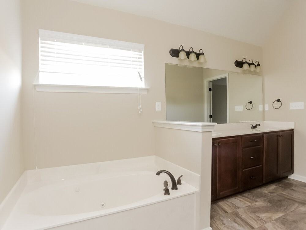 8078 Baron Dr - Photo 7 of 16