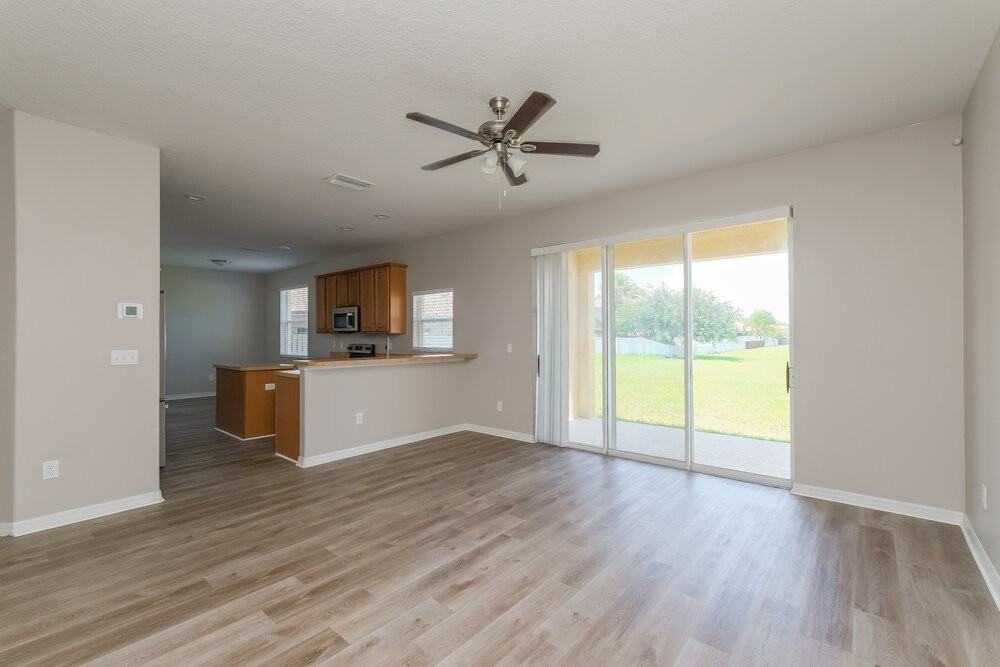 12204 Citrus Leaf Dr - Photo 4 of 17