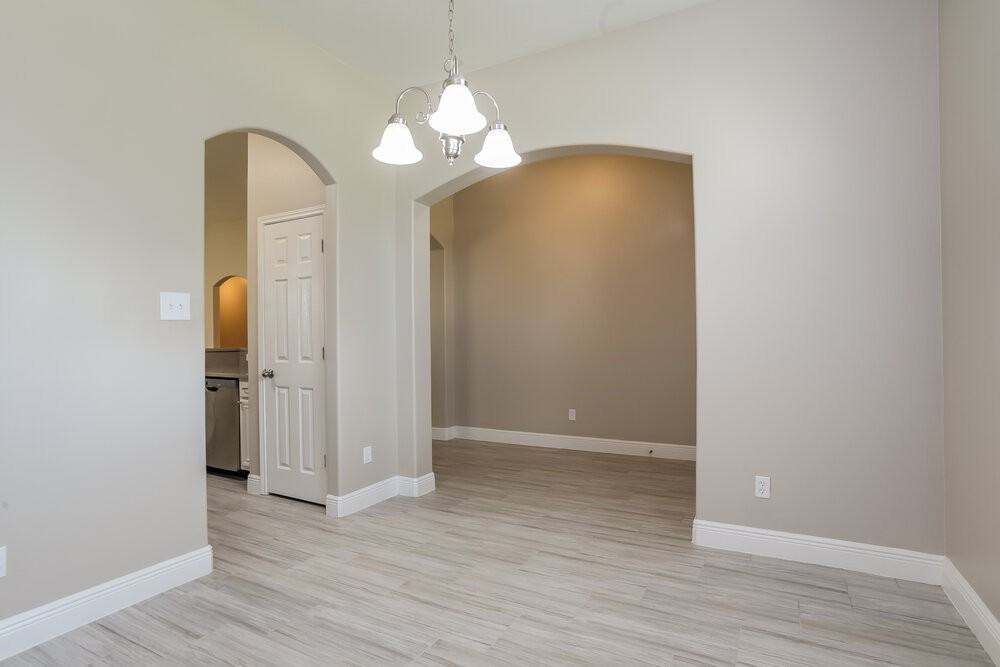 25235 Clover Ranch Dr - Photo 6 of 16