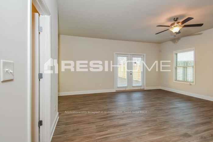 1005 Tranquil Gardens Pl - Photo 7 of 19