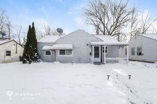 34 Ledgewood Dr - Photo 1 of 1