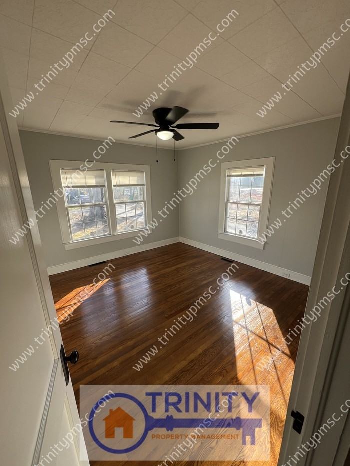 2413 Andrews Rd - Photo 5 of 10