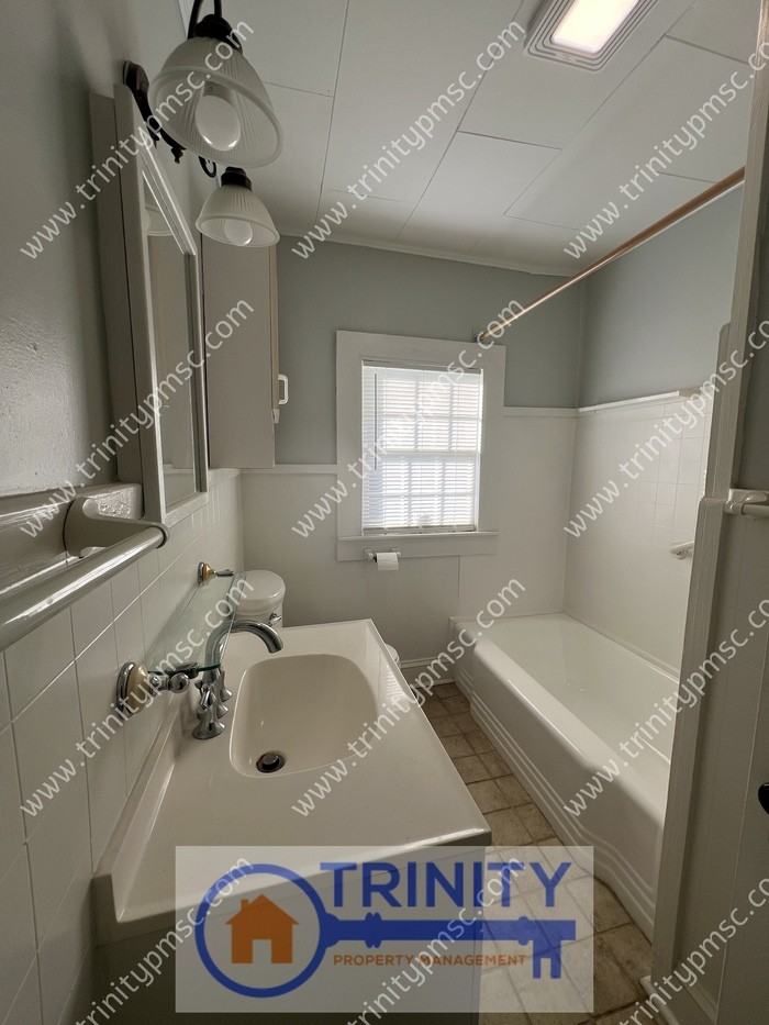 2413 Andrews Rd - Photo 7 of 10