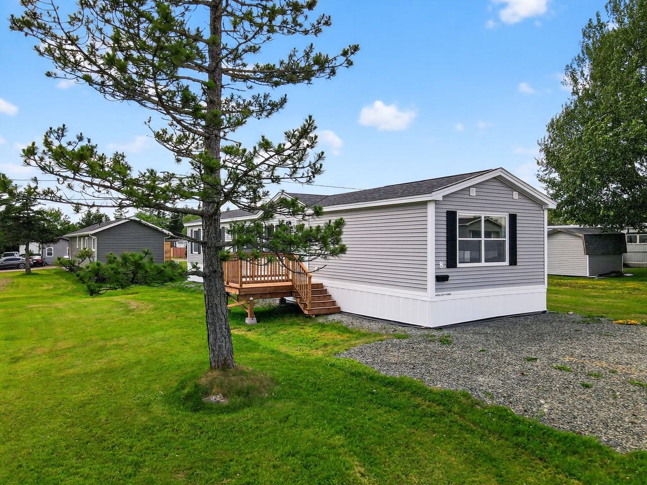 Bankview Estates - Photo 5 of 37