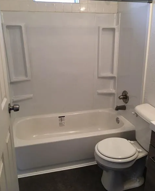 307 S Holly St #1 - Photo 5 of 6