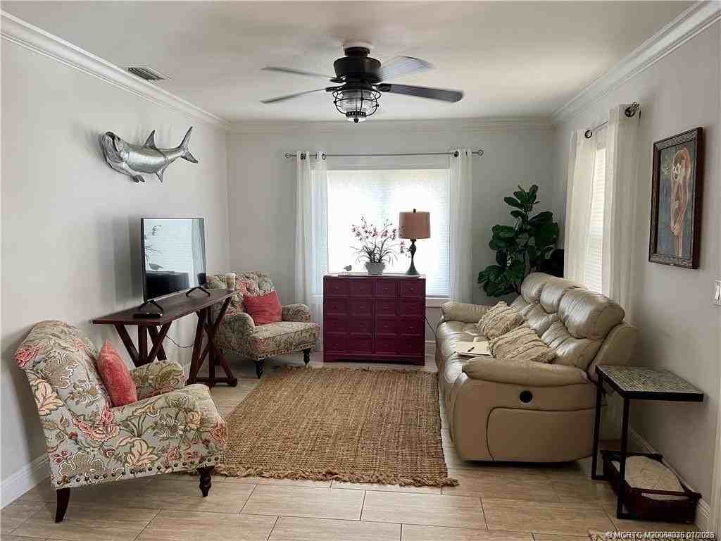 2171 Ne Pelican Ter - Photo 3 of 18