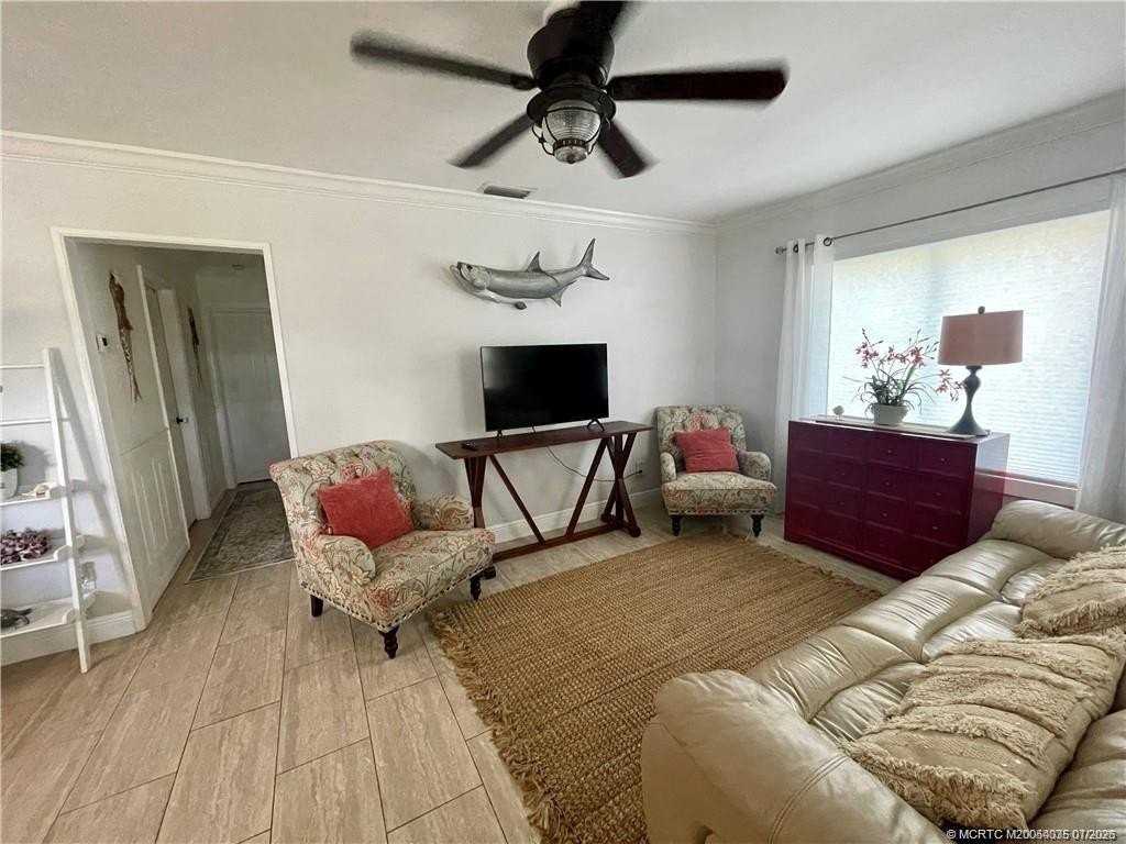 2171 Ne Pelican Ter - Photo 4 of 18