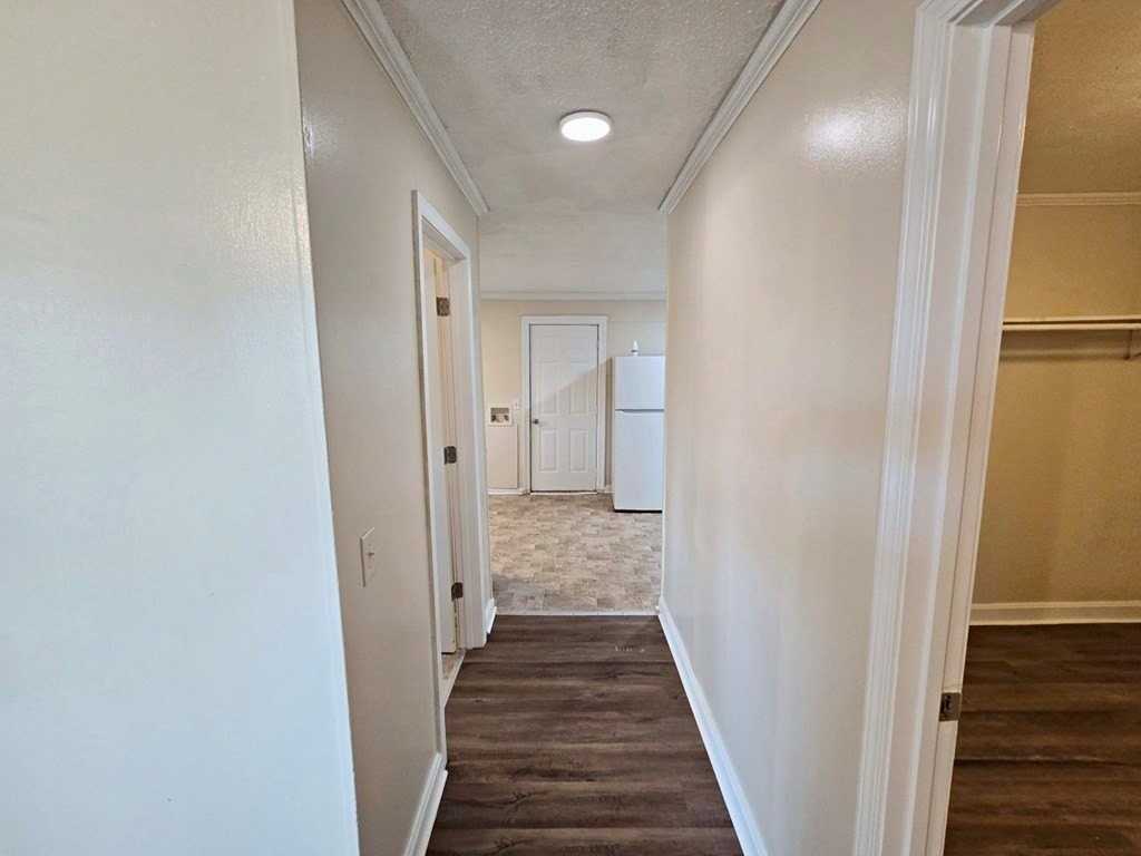 1502 N Dixie Ave Apt B - Photo 7 of 10