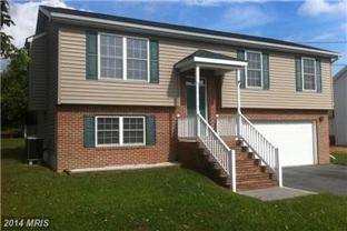 402 Bumble Bee Ln - Photo 1 of 1