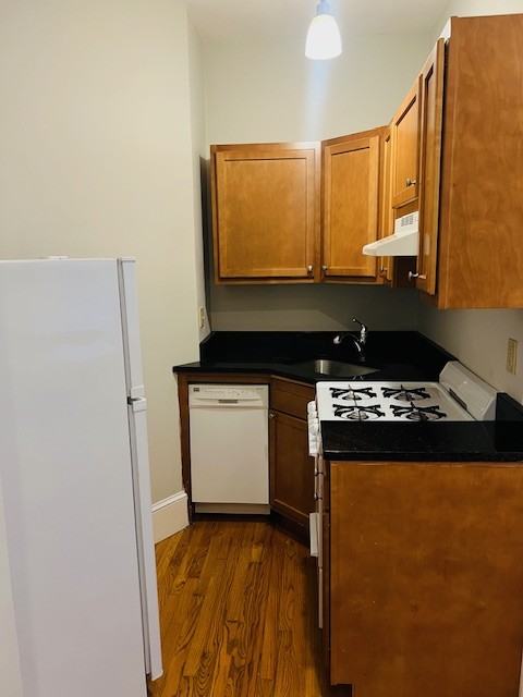 38 Hemenway Street #26 - Photo 4 of 15